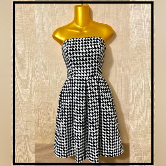 EUC Delia*s Houndstooth Strapless Dress - 9/10 - Picture 14 of 14